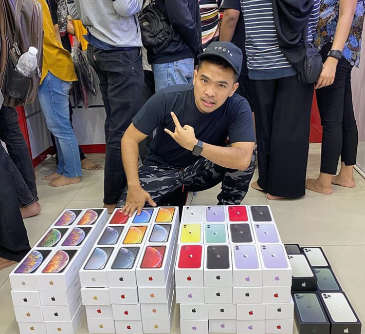 Keciduk Jualan Barang Ilegal, Pengguna Masih Bisa Order Ponsel di PStore Keciduk Jualan Barang Ilegal, Pengguna Masih Bisa Order Ponsel di PStore