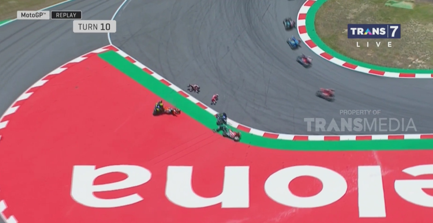 Hasil motoGP Catalunya: Marquez Juara, Lorenzo Nyusruk Ngajak Rossi dan Dovisiozo Hasil motoGP Catalunya: Marquez Juara, Lorenzo Nyusruk Ngajak Rossi dan Dovisiozo