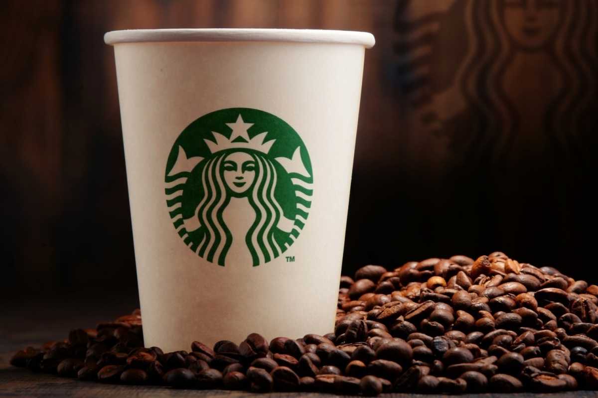 Greener Nusantara Solusi Starbucks Kurangi Sampah Plastik Greener Nusantara Solusi Starbucks Kurangi Sampah Plastik