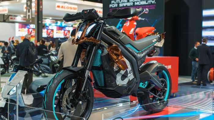 Aprilia Pamer Motor Listrik Electrica, Gayanya Khas Supermoto Aprilia Pamer Motor Listrik Electrica, Gayanya Khas Supermoto
