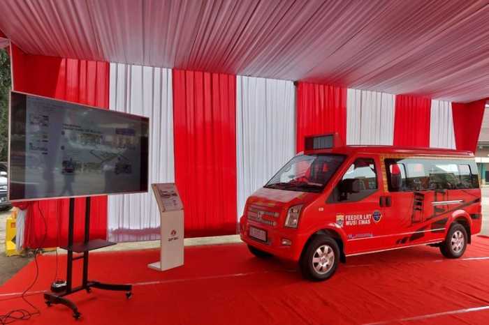 Angkot Palembang Pakai Mobil Listrik DFSK, Muat 11 Orang Angkot Palembang Pakai Mobil Listrik DFSK, Muat 11 Orang