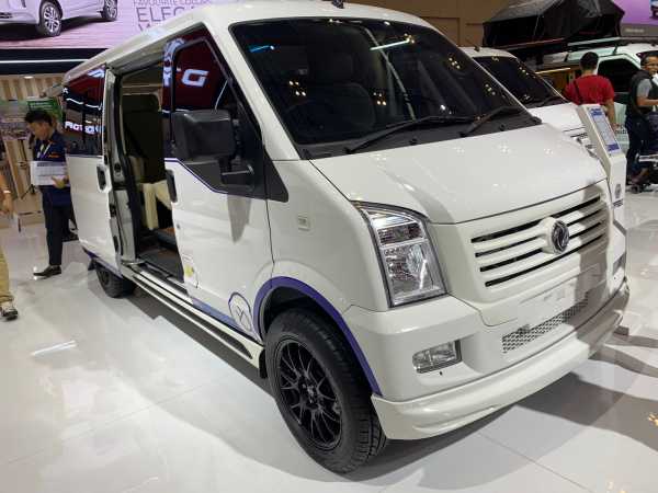 DFSK Gelora E VIP Luxury, Mobil Listrik Komersial untuk Sultan DFSK Gelora E VIP Luxury, Mobil Listrik Komersial untuk Sultan