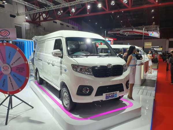IIMS 2023: Esemka Pamerkan Mobil Listrik Seharga Setengah Miliar IIMS 2023: Esemka Pamerkan Mobil Listrik Seharga Setengah Miliar