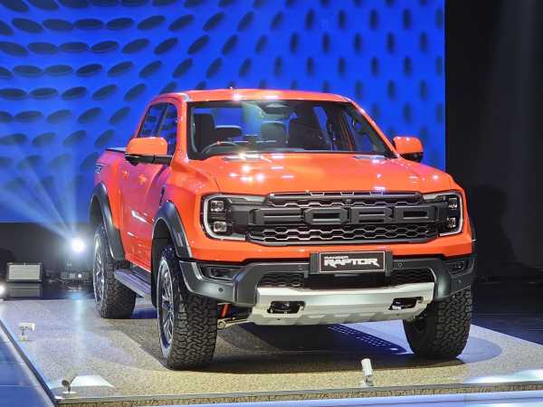 Sangarnya Ford Ranger Raptor Seharga Rp1,1 Miliar, Apa Hebatnya? Sangarnya Ford Ranger Raptor Seharga Rp1,1 Miliar, Apa Hebatnya?