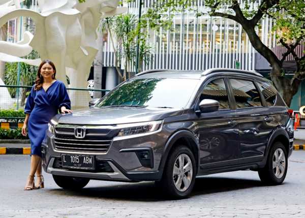 Perang Harga Low SUV: BRV Termahal, Terios Termurah! Perang Harga Low SUV: BRV Termahal, Terios Termurah!