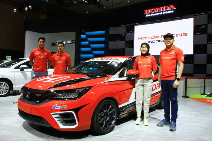 Honda Siap Ramaikan Balap Mobil Nasional dengan Pembalap Muda dan Senior Honda Siap Ramaikan Balap Mobil Nasional dengan Pembalap Muda dan Senior