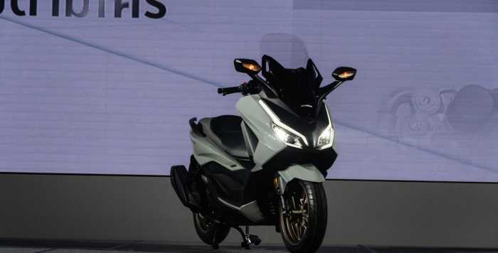 New Honda Forza 350 Resmi Meluncur, Harga Cuma Rp72 Jutaan New Honda Forza 350 Resmi Meluncur, Harga Cuma Rp72 Jutaan
