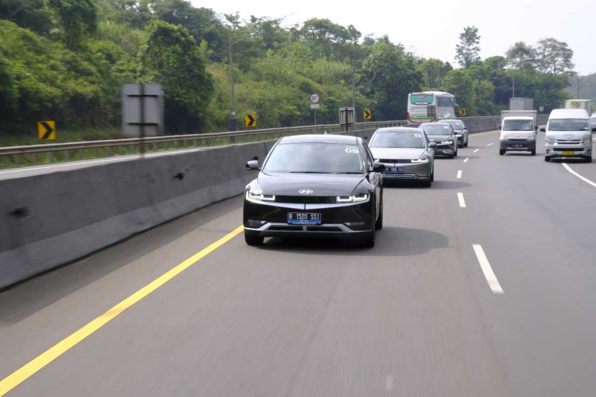 Komparasi Beli Mobil Listrik Vs Mobil Konvensional Siapa Paling Untung