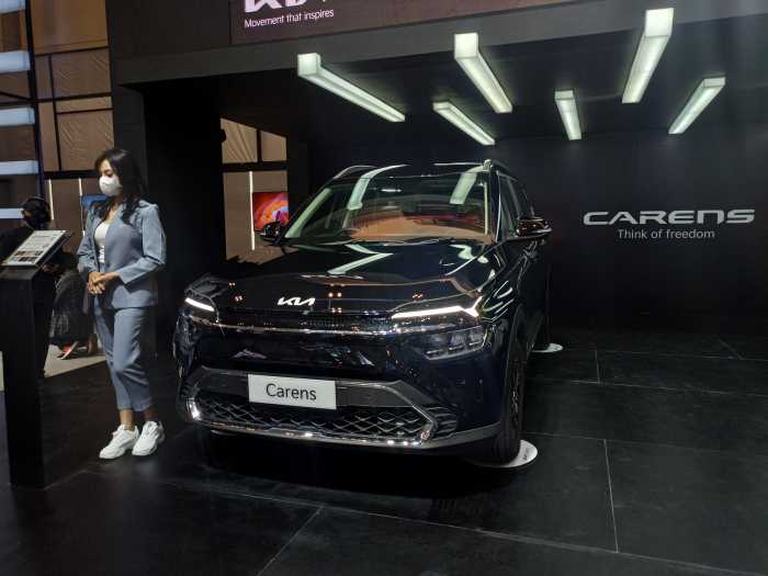 GIIAS 2022: Penjualan KIA Tembus 900 Unit, Carens dan Sonet Terlaris GIIAS 2022: Penjualan KIA Tembus 900 Unit, Carens dan Sonet Terlaris