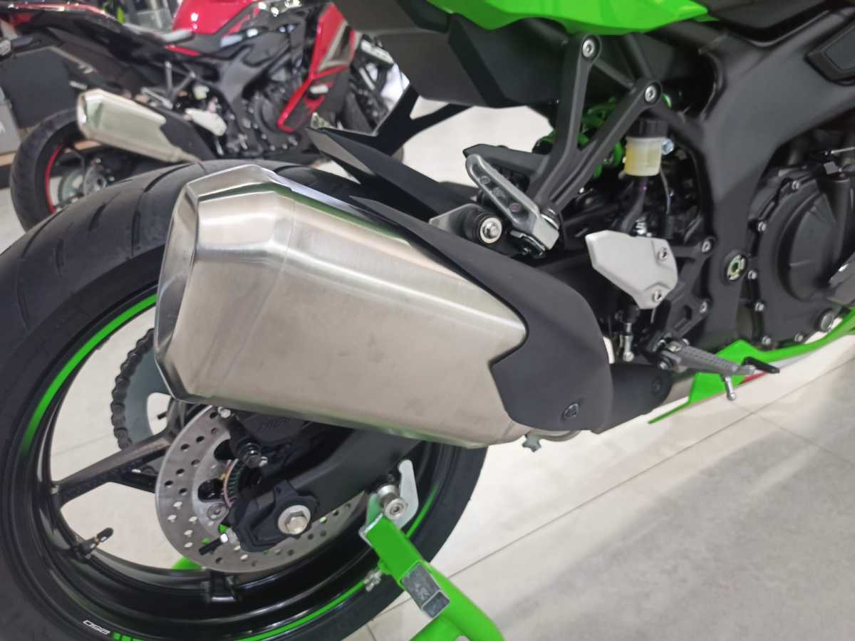 Выхлоп яшимура Кавасаки zx10r