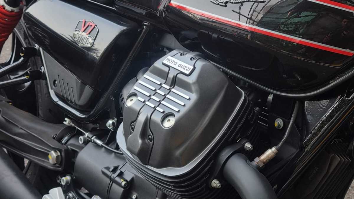 Глушитель Moto Guzzi v7