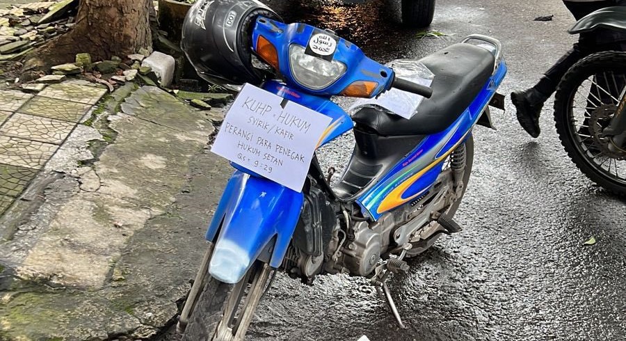 Suzuki Shogun 110  Jadi Saksi Bisu Bom Bunuh Diri di Bandung