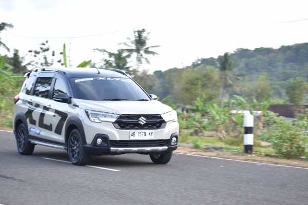 Promo Mobil Akhir Tahun: Suzuki XL7 Diskon Rp40 Juta, DP Nol Persen Promo Mobil Akhir Tahun: Suzuki XL7 Diskon Rp40 Juta, DP Nol Persen