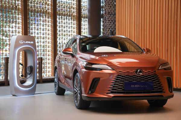 Lexus RX Generasi Terbaru Resmi Diluncurkan, Pakai Mesin Hybrid Lexus RX Generasi Terbaru Resmi Diluncurkan, Pakai Mesin Hybrid