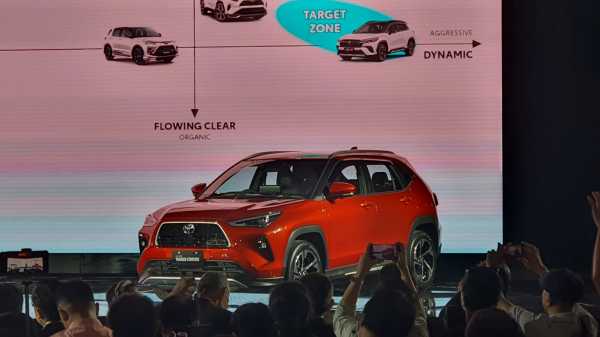 Jadi ‘Kakak’ Raize, Harga Yaris Cross di Atas Rp300 Juta, Layak Dibeli? Jadi ‘Kakak’ Raize, Harga Yaris Cross di Atas Rp300 Juta, Layak Dibeli?