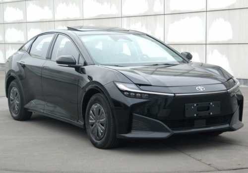 Mobil Listrik Toyota BZ3 Pakai Teknologi Mobil China BYD