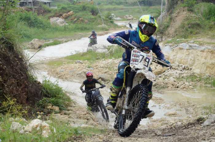 Rally Wisata Naik Motor? Sambangi Overland Tropical Rally Indonesia Rally Wisata Naik Motor? Sambangi Overland Tropical Rally Indonesia