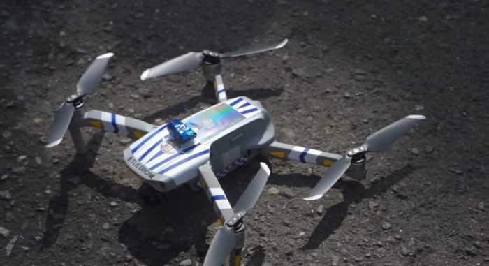 Ngeri Ini, Polda Jateng Pakai Drone untuk Tilang Elektronik! Ngeri Ini, Polda Jateng Pakai Drone untuk Tilang Elektronik!