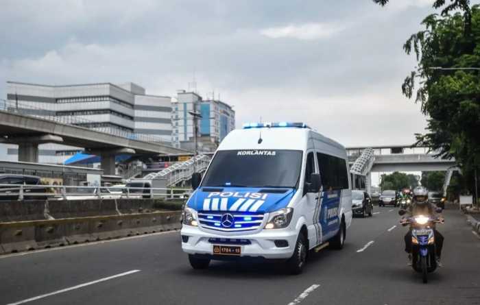 Polisi Lagi Seliweran Gelar Operasi Keselamatan 2023, Melanggar Kena Sanksi Polisi Lagi Seliweran Gelar Operasi Keselamatan 2023, Melanggar Kena Sanksi