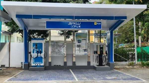 Komparasi Biaya Ngecas Mobil Listrik vs isi BBM, Murah Mana? Komparasi Biaya Ngecas Mobil Listrik vs isi BBM, Murah Mana?