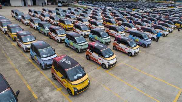 Insentif Mobil Listrik Bakal Ditambah Tahun Depan, Harga Lebih Murah? Insentif Mobil Listrik Bakal Ditambah Tahun Depan, Harga Lebih Murah?