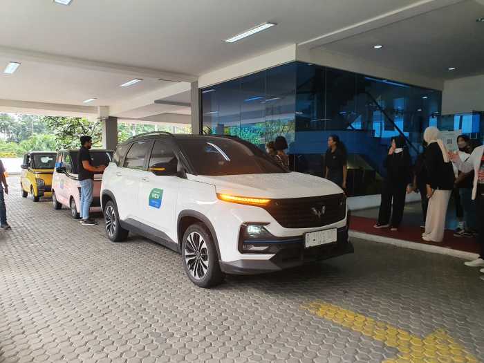 Apa Kata Komunitas Setelah Mencoba Wuling Almaz Hybrid di NEVX 2023? Apa Kata Komunitas Setelah Mencoba Wuling Almaz Hybrid di NEVX 2023?