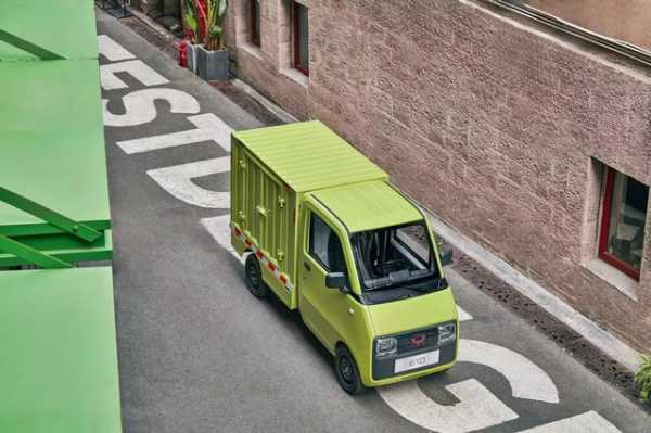 Wuling E10, Serius Mobil Listrik Ini Cuma Muat 1 Orang? Wuling E10, Serius Mobil Listrik Ini Cuma Muat 1 Orang?
