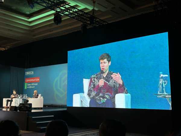 Bos ChatGPT Sam Altman Mendadak Dipecat dari OpenAI, Apa Alasannya? Bos ChatGPT Sam Altman Mendadak Dipecat dari OpenAI, Apa Alasannya?