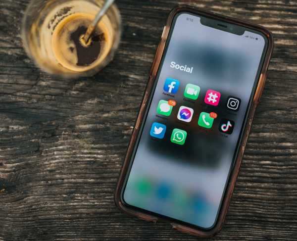 Netizen Habiskan Waktu Lebaran untuk Main TikTok dan WhatsAppan Netizen Habiskan Waktu Lebaran untuk Main TikTok dan WhatsAppan