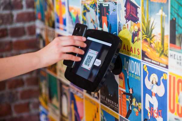 QRIS Malah Jadi Miris, Bagaimana QR Code Bisa Dipalsukan? QRIS Malah Jadi Miris, Bagaimana QR Code Bisa Dipalsukan?