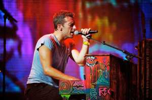 Bersiap, Warnet Gaming Bakal Digempur Fans Coldplay 3 Hari ke Depan