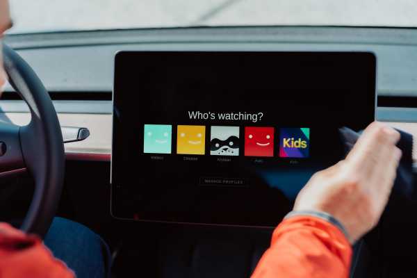 Warga Indonesia Siap-Siap, Netflix Mulai Blokir Akun Sharing Password Warga Indonesia Siap-Siap, Netflix Mulai Blokir Akun Sharing Password