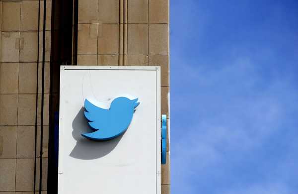 Investasi Elon Musk Merugi, Harga Twitter Makin Anjlok Investasi Elon Musk Merugi, Harga Twitter Makin Anjlok