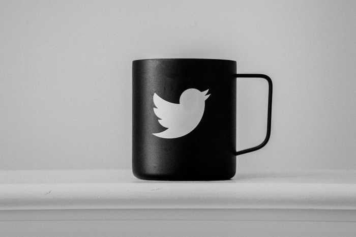 Waduh, Karyawan Twitter Bisa Numpang Ngetwit di Akun Pengguna? Waduh, Karyawan Twitter Bisa Numpang Ngetwit di Akun Pengguna?