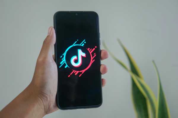 TikTok Ikut <i>Nyemplung</i> ke AI, Siapkan Avatar Mirip Aplikasi Lensa AI TikTok Ikut <i>Nyemplung</i> ke AI, Siapkan Avatar Mirip Aplikasi Lensa AI