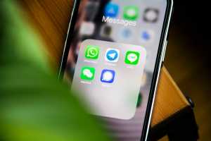 Debat Bos WhatsApp dan Telegram, Bocorkan Aib Masing-masing