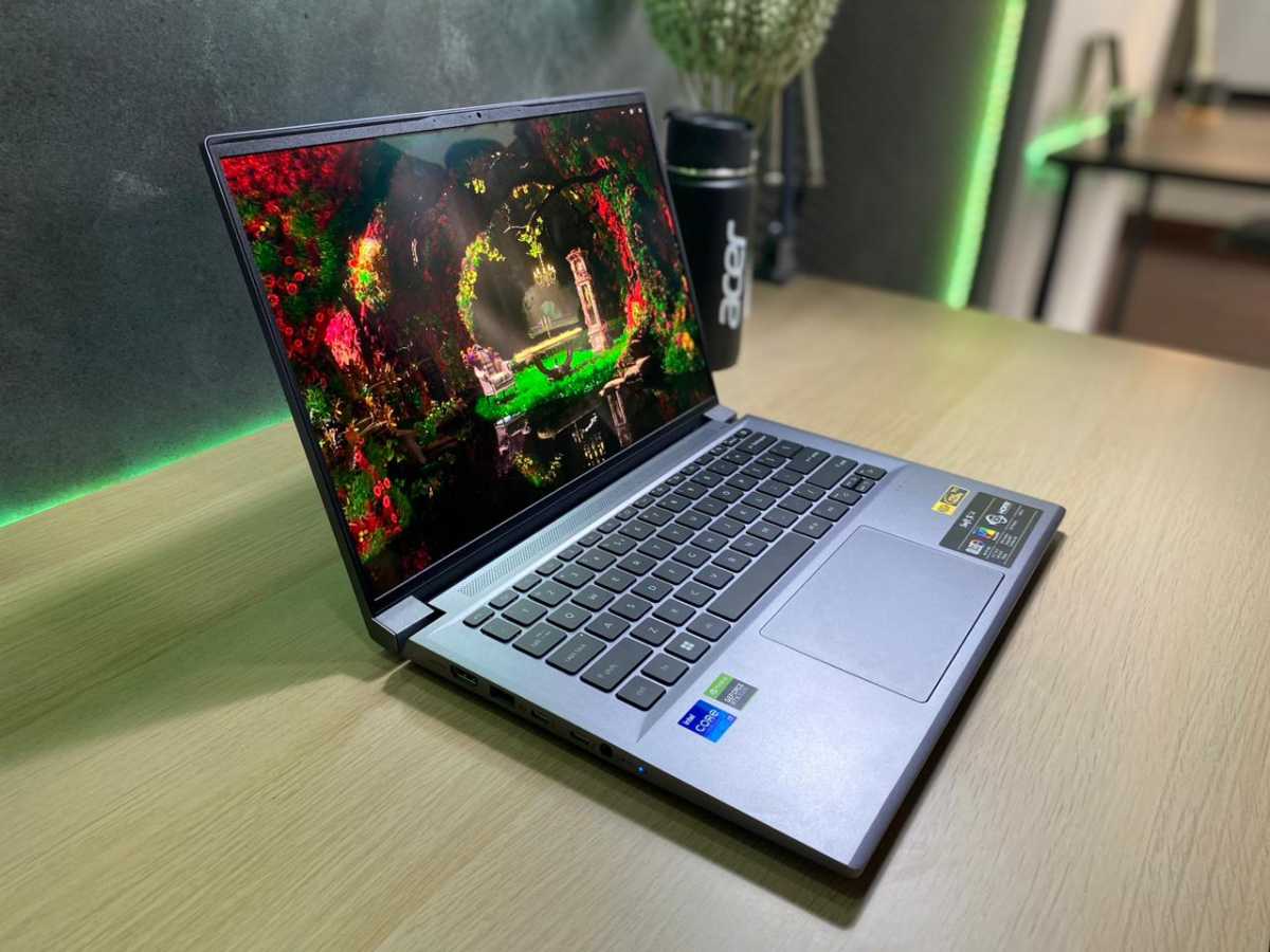 Foto Acer Swift X Laptop Tipis Dan Ringan Buat Content Creator