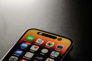 Layar iPhone 14 Pro Max Dilaporkan Kena Burn-in, Padahal Masih Baru