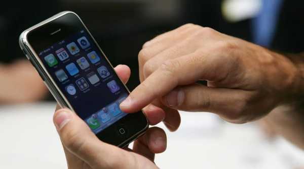 iPhone Generasi Pertama Kondisi Mulus Dilelang, Ditaksir Rp750 Juta iPhone Generasi Pertama Kondisi Mulus Dilelang, Ditaksir Rp750 Juta