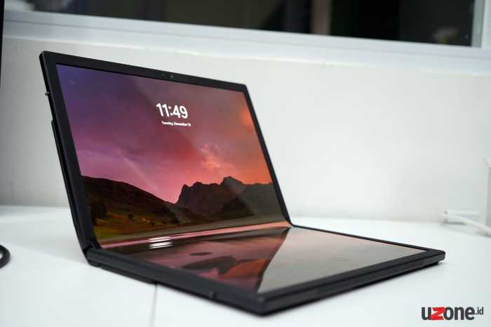 Asus Zenbook 17 Fold OLED, Laptop dari Masa Depan Tiba di Indonesia Asus Zenbook 17 Fold OLED, Laptop dari Masa Depan Tiba di Indonesia