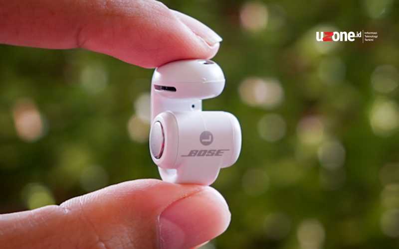Joging Tetap Gaya Pakai TWS Anting Bose Ultra Open Earbuds