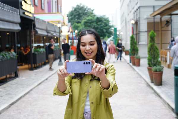 Momen Lebaran Terekam Indah dengan Samsung Galaxy A54 5G Momen Lebaran Terekam Indah dengan Samsung Galaxy A54 5G