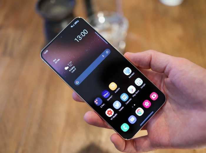 Layar Samsung Galaxy S23 'Anti Pecah' Berkat Gorilla Glass Victus 2 Layar Samsung Galaxy S23 'Anti Pecah' Berkat Gorilla Glass Victus 2