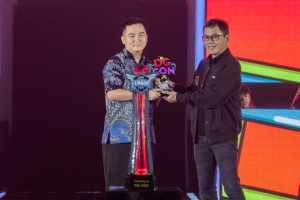 RRQ Borong Penghargaan di Dunia Games Awards 2022
