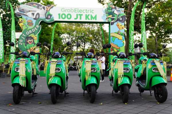 Wow, Motor Listrik GrabElectric Sudah 'Keliling Bumi' 2.700 Kali Wow, Motor Listrik GrabElectric Sudah 'Keliling Bumi' 2.700 Kali