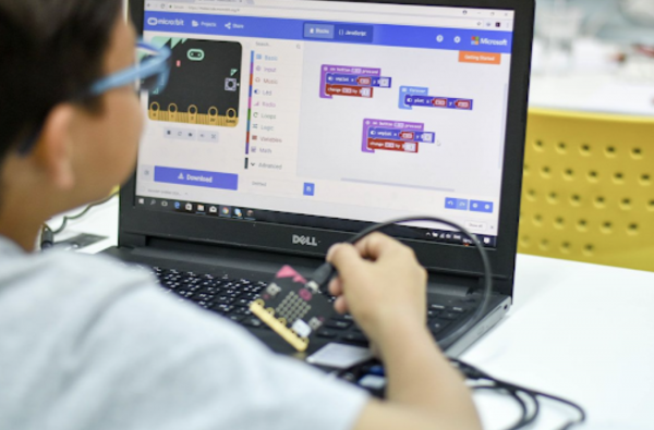 Educourse Rancang Program Sekolah Sehat Agar Siswa Melek Digital Educourse Rancang Program Sekolah Sehat Agar Siswa Melek Digital