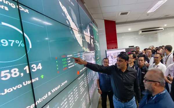 Pelanggan Hobi Main Medsos Saat Lebaran, Trafik Indosat Naik 15 Persen Pelanggan Hobi Main Medsos Saat Lebaran, Trafik Indosat Naik 15 Persen