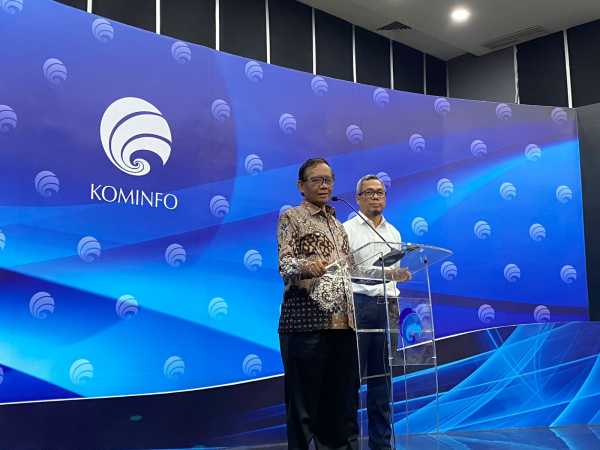 Ditunjuk Jadi Plt Menkominfo, Apa Tugas Pertama Mahfud MD? Ditunjuk Jadi Plt Menkominfo, Apa Tugas Pertama Mahfud MD?