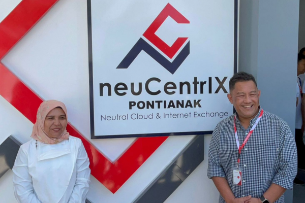 Resmikan neuCentrIX Pontianak, Telkom Perkuat Ekosistem Digital di IKN Resmikan neuCentrIX Pontianak, Telkom Perkuat Ekosistem Digital di IKN