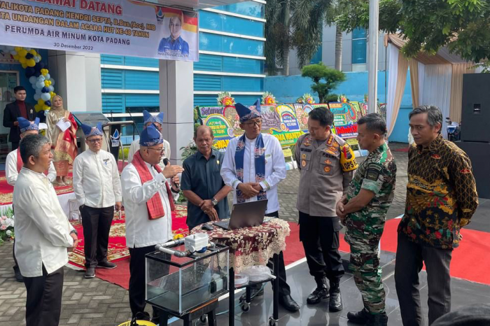 Lewat IoT, Telkom Dukung Digitalisasi Pemantauan Konsumsi Air di Padang Lewat IoT, Telkom Dukung Digitalisasi Pemantauan Konsumsi Air di Padang